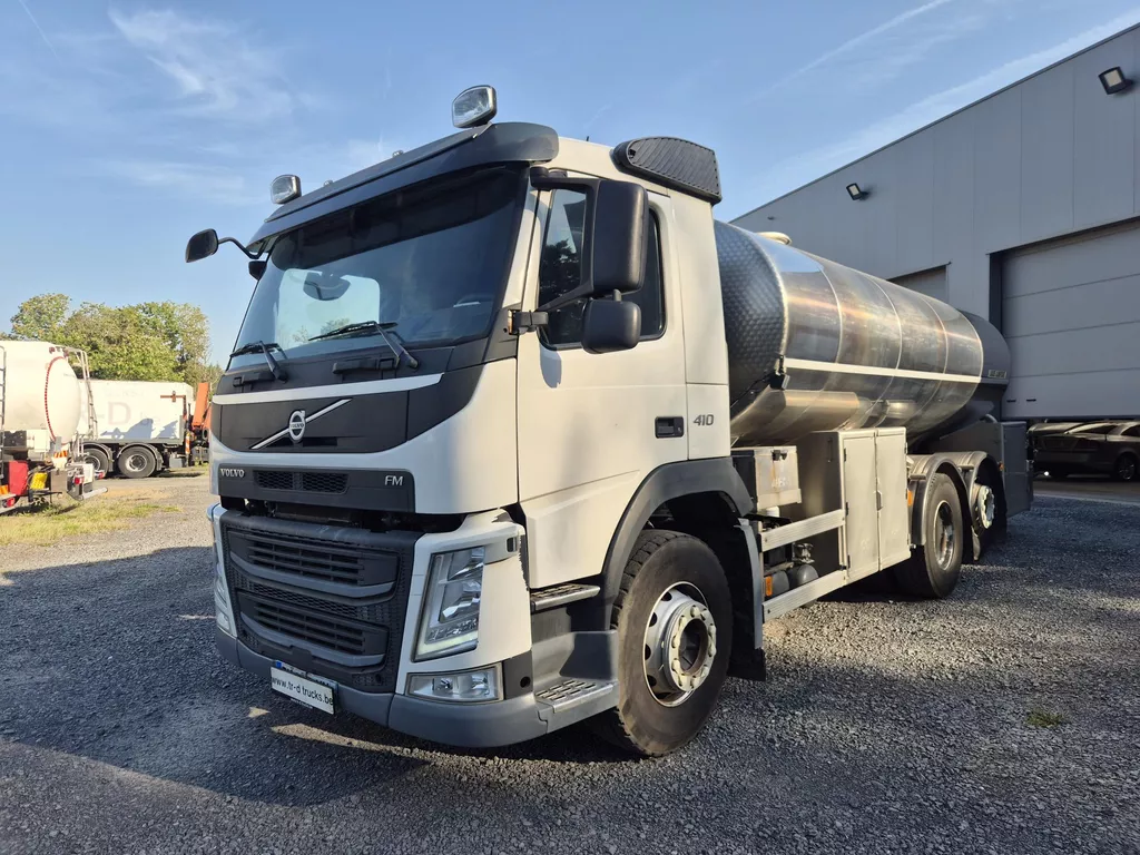 Volvo FM 410 15000L INSULATED INOX TANK - 1 COMP - PUMP