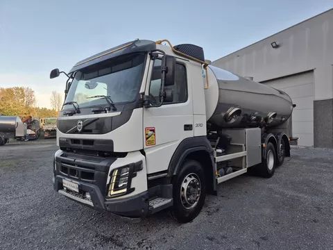 Volvo FMX 370 16000L INSULATED INOX TANK - 2 COMP - RETARDER