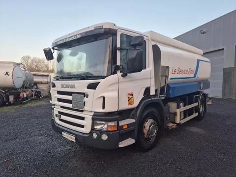 Scania P P310 13500L CARBURANT / FUEL - 4 COMP
