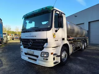 Mercedes-Benz Actros 2536 15500L INSULATED INOX TANK - 1 COMP - PUMP