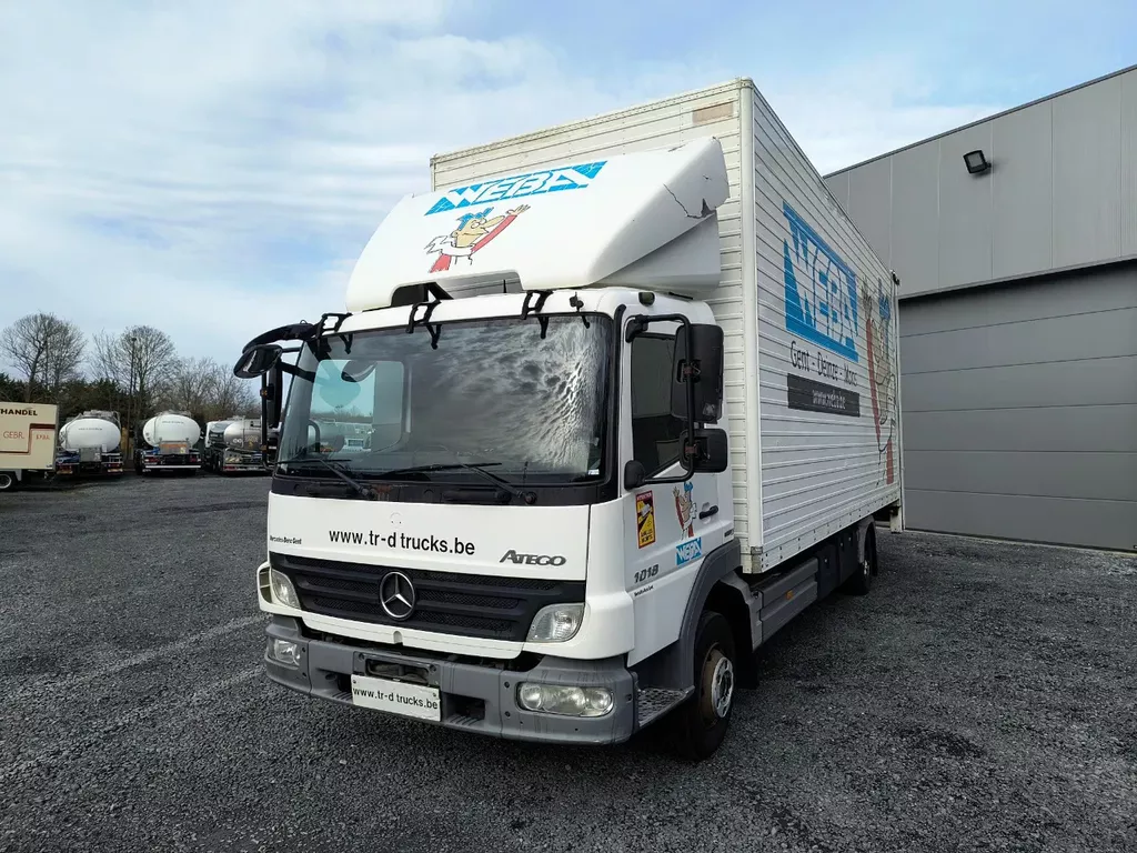Mercedes-Benz Atego 1018 MOVING LIFT - GOOD WORKING CONDITION