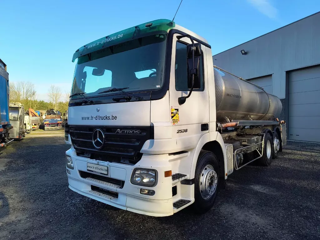 Mercedes-Benz Actros 2536 15500L INSULATED INOX TANK - 1 COMP